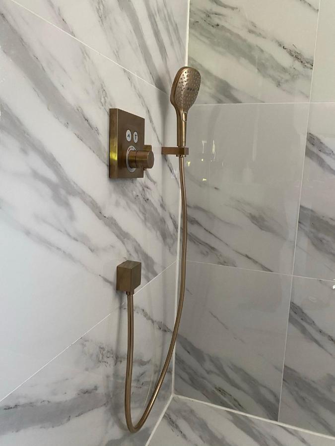 Suite De Charme : Les Crenees Oteppe Luaran gambar